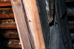 Strych-konstrukcja-dachu-laczenia-drewnianymi-kolkami